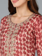 Women Silk Blend Geometric Printed Kurta